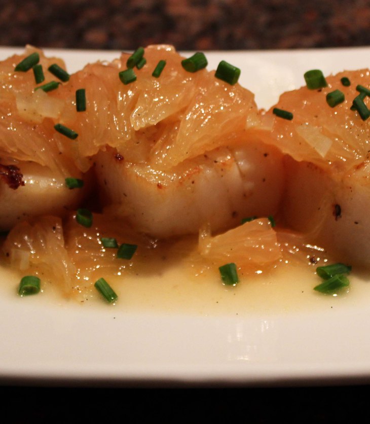 Seared Scallops with Grapefruit and Vanilla